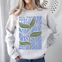 Small Ash Light Gray All You Need Is Love, Retro Flowers Vintage Floral Cozy Nostalgia Message Of Peace And Joy Sweatshirt