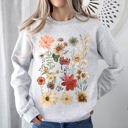 XL Ash Light Gray Dried Wildflower Meadow Nature Floral Pressed Leaves Botanical Garden Calm Morning Sweatshirt