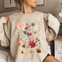 Small Sand Dried Wildflower Meadow Nature Floral Pressed Leaves Botanical Garden Calm Morning Sweatshirt