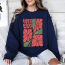 Small Navy Grow Your Own Way, Retro Flowers Cozy Vintage Floral Graphic Print Edition Sweatshirt