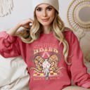  Aries Zodiac Astrology Horoscope Celestial Sign Constellation Pattern Vintage Inspired Graphic Sweatshirt