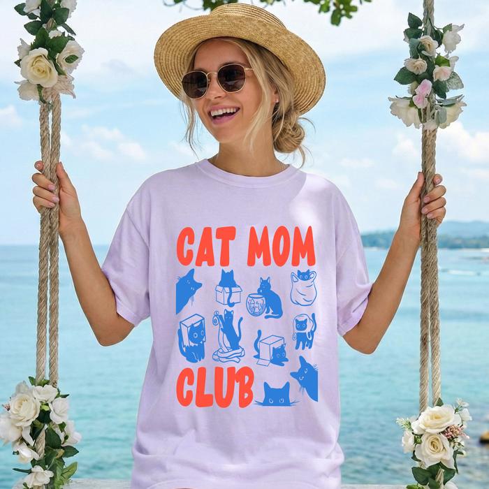 Cat Mom Club Cat Lover Forever Purrfect Cozy Edition For Cat Moms Everywhere Comfort Colors Tee