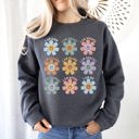 XXXL Dark Gray Heather Positive Affirmations Daisy Retro Vintage Daisy Graphic Cozy Inside Everyday Positivity Sweatshirt
