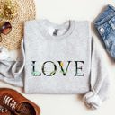 Medium Ash Light Gray Love Flowers Valentine's Day Blooming Floral Design With Heart Accents And Cozy Fleece Sweatshirt