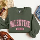Small Military Green Valentine Vibes Collegiate College University Campus Romance Deluxe Edition Sweatshirt