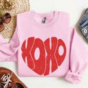 Large Light Pink Retro XOXO Heart Vintage Valentines Day Nostalgic Love Edition Cozy Fleece Sweatshirt
