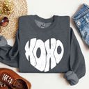 Small Dark Gray Heather Retro XOXO Heart Vintage Valentines Day Nostalgic Love Edition Cozy Fleece Sweatshirt