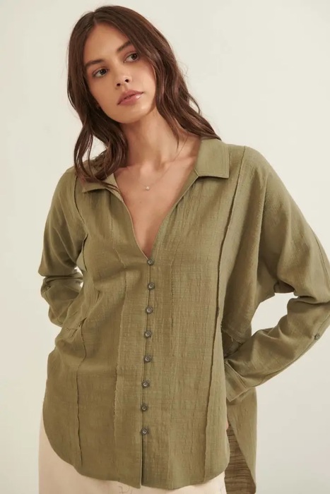 Gretchen Exposed Hem Button Down Top | Woven Green | Textured Button-Front with Exposed Hem