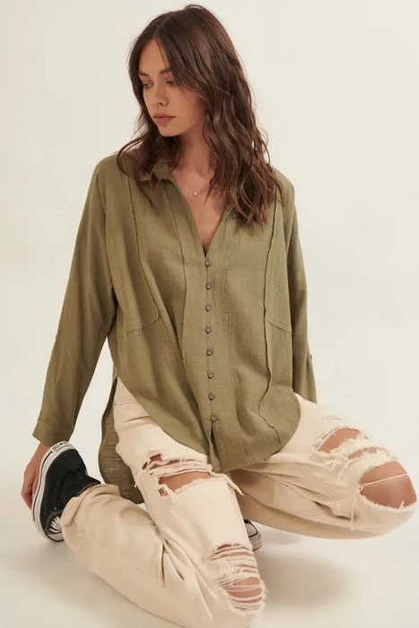 Gretchen Exposed Hem Button Down Top | Woven Green | Textured Button-Front with Exposed Hem