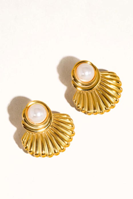 Lennox 18K Gold Shell & Pearl Drop Earrings | Summer New Arrival | Summer Accessories | Lead & Nickel Free | Hypoallergenic | Water Resistant