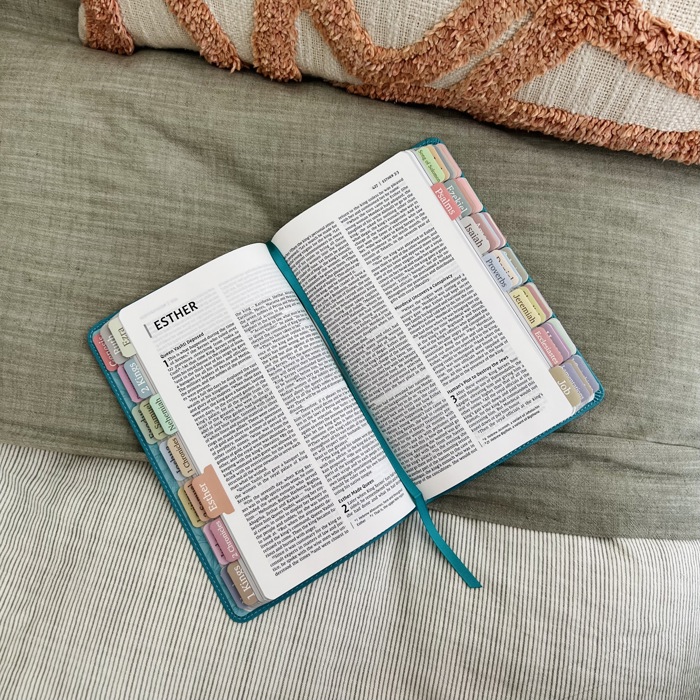 Personalized NIV Holy Bible with Gift Wrap Tabs and Engraving
