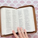 Zippered Bible Personalized NIV Holy Bible with Gift Wrap Tabs and Engraving