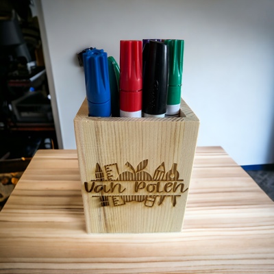 Personalized Pen Holder. Gift for Teacher. End of the Year gift. Christmas Gift