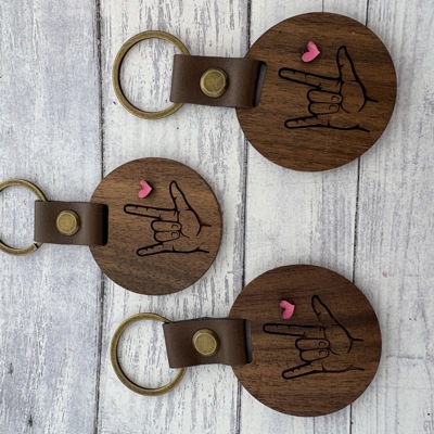 I love you sign language key chain. Valentine's gift. Gift for Valentine's Day. Key chain. I love you.