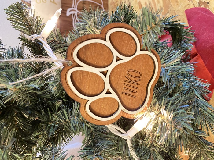 Dog Paw Ornament. Personalized Ornament. Paw Ornament. Dog Names
