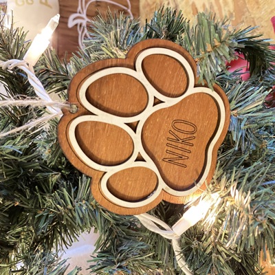 Dog Paw Ornament. Personalized Ornament. Paw Ornament. Dog Names