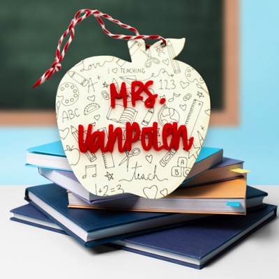 Personalized Teacher Ornament. Gift for teacher. Personalized Gift