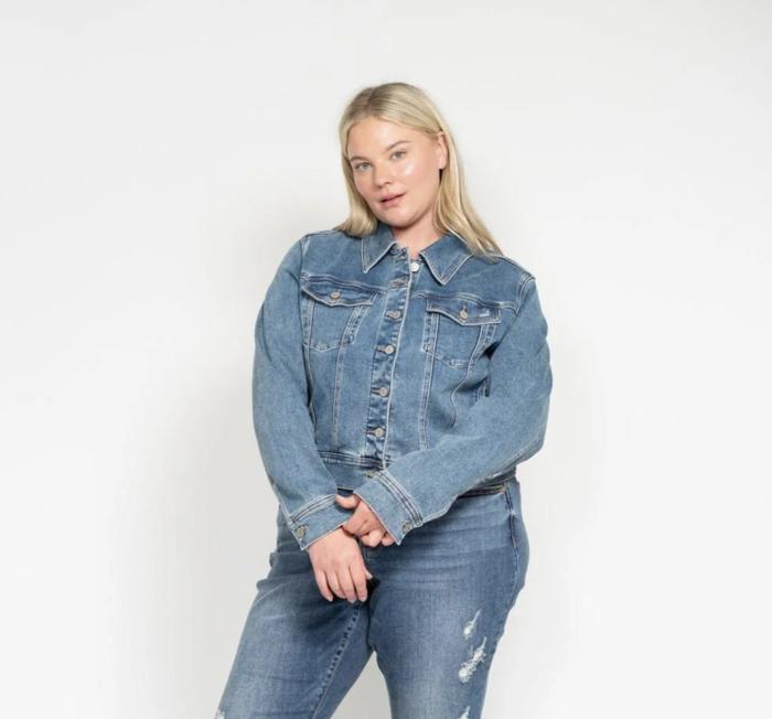 Judy Blue Classic Vintage Wash Denim Jacket 7877