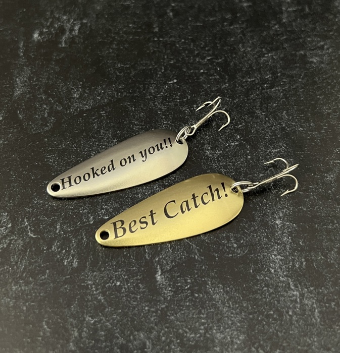 Personalized Fishing Lure Gift Set with Bass Flag Engraved Tin