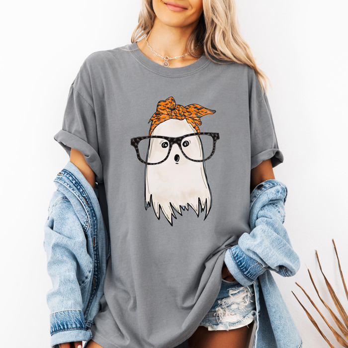 Trendy Fall and Halloween T-Shirts – Cute Spooky Season Graphic Tees for Moms, Teachers, Pumpkin Patch, and 31 Days of Halloween