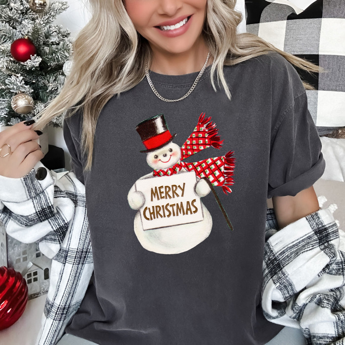Vintage Christmas T-Shirts – Retro Holiday Tees with Santa, Snowman, Reindeer, and Festive Nostalgia