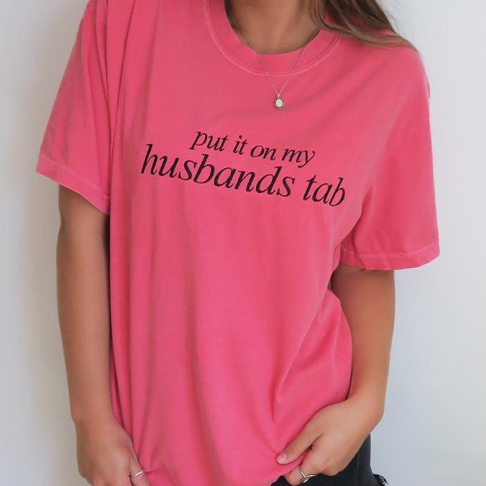 Embroidered Put It On My Husbands Tab T-Shirts for Women Funny Gift Short Sleeve Tops Comfort Colors Graphic Tee Cotton