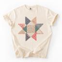  Floral Starbust Faux Quilted Comfort Colors Tee, Vintage Inspired Patchwork Style Shirt, Colorful Geometric Flower Top, Cottagecore Casual Tee, Retro Boutique Shirt, Gift For Her