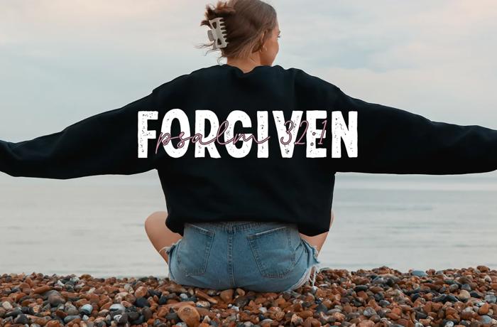 Custom Christian Sweatshirt, Personalized Faith Crewneck, Forgiven Psalm 32:1 Sweatshirt, Custom Scripture Sweatshirt, Religious Gift