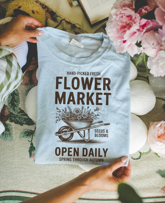 Flower Market Comfort Colors Shirt, Floral Graphic Tee, Vintage Flower Bouquet Shirt, Cottagecore Spring Outfit, Gift For Her