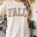  Fall Checkered Block Letter Comfort Colors Tee, Autumn Checkerboard Statement Shirt, Vintage Fall Inspired Top, Neutral Seasonal Graphic Tee, Cozy Casual Outfit, Trendy Everyday Shirt, Cute Autumn Gif