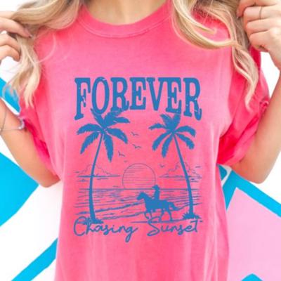Forever Chasing Sunset Comfort Colors Graphic Tee – Trendy Summer Shirt for Women, Aesthetic Beach Sunset Tee for Vacation Vibes