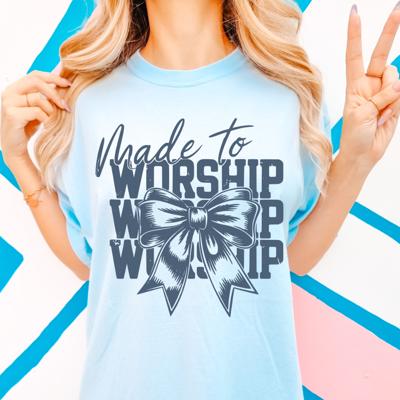 Made to Worship Christian Comfort Colors Tee – Inspirational Faith-Based Shirt for Women, Uplifting Religious Graphic Tee