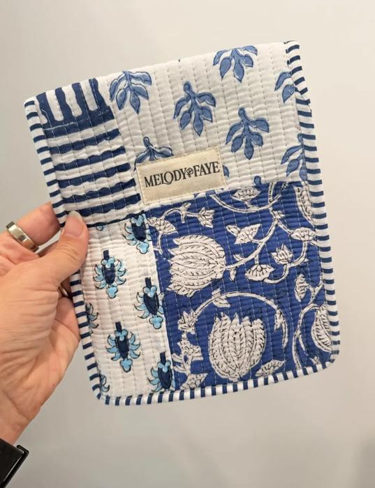 Floral Patchwork Quilted Kindle Sleeve, Padded iPad Mini Case, Cotton Storage Pouch, Magnetic Closure E Reader Cover, Travel Organizer, Small Tech Accessory Bag