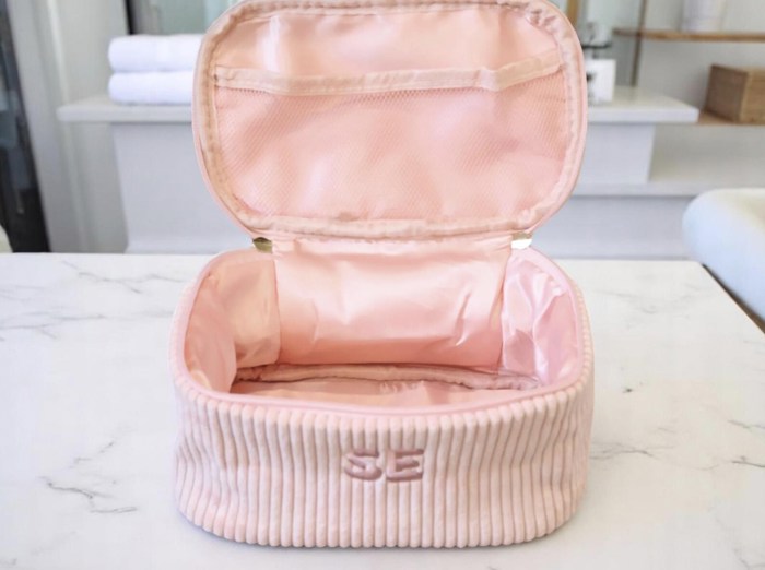 Personalized Embroidered Makeup Bag, Custom Quilted Cosmetic Bag, Personalized Gift, Corduroy Toiletry Bag Women, Gift for Her, Pouch Travel Bag