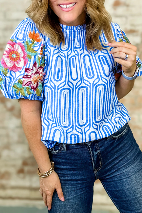Aadhya Embroidered Puff Sleeve Blouse