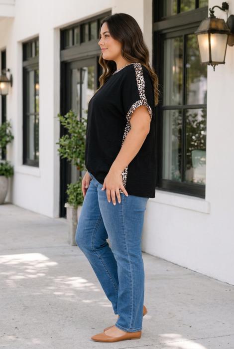 Belen Patchwork Loose PLUS Tee