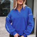  Clover Exposed Seam Chic Sweatshirt