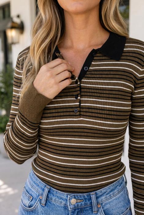 Connee Ribbed Knit Collar Sweater
