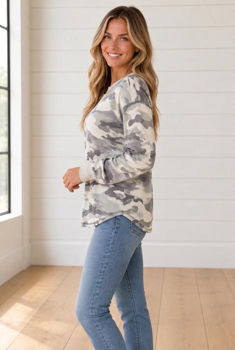 Dakotah Western Textured Knit Long Sleeve Top