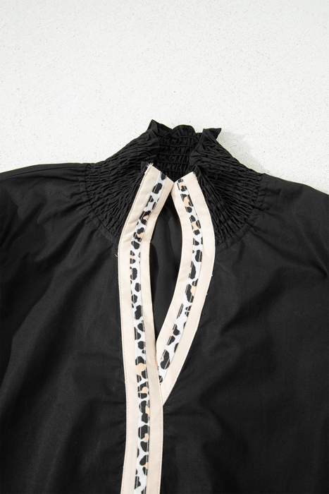 Estrella Flounce Sleeve Trim Blouse