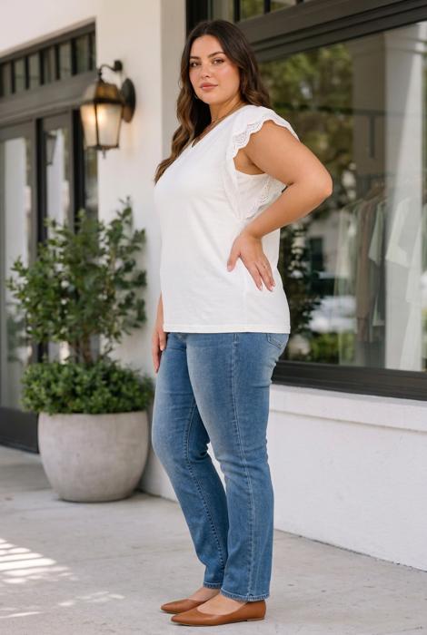 Gillian Short Sleeve PLUS Tee