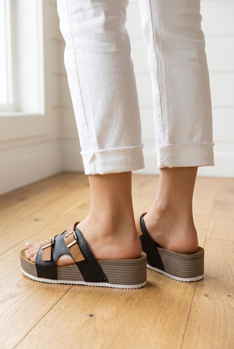 Jenesis Retro Platform Slippers