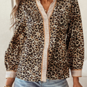  Jordyn Contrast Striped Trim Shirt