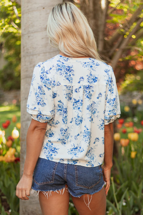 Lilianna Floral Buttoned Casual Top