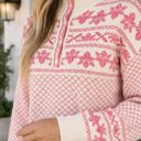  Magnolia Print Stand Casual Sweater