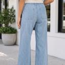  Miah Length Regular Detail Jeans