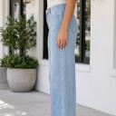  Miah Length Regular Detail Jeans