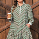  Olivia 4 Sleeve Floral PLUS Dress