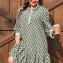  Olivia 4 Sleeve Floral PLUS Dress