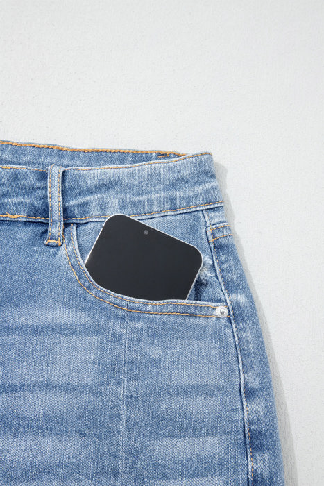 Rayne Wash Raw Hem Shorts